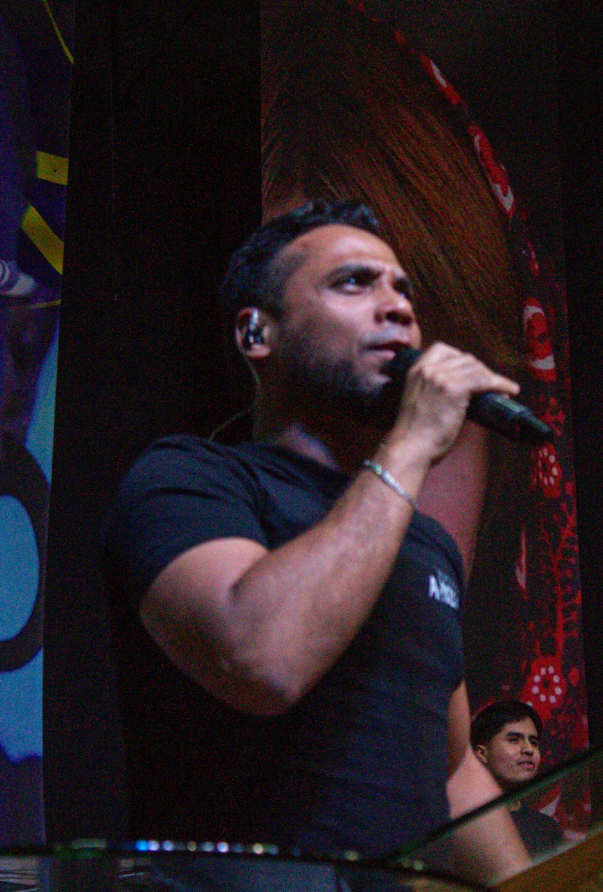 Pr. David Fernández - Encargado del Ministerio de Adoración y Comunicaciones