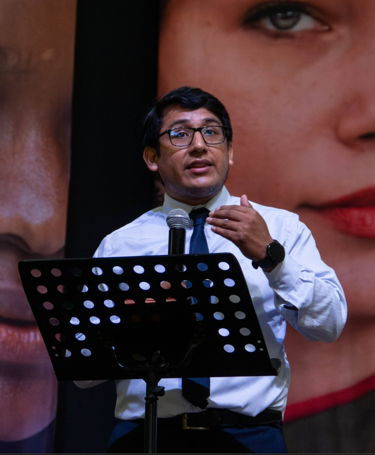 Pr. Edgar Quiroz - Responsable de Misiones, Grupos Pequeños y Educación Cristiana