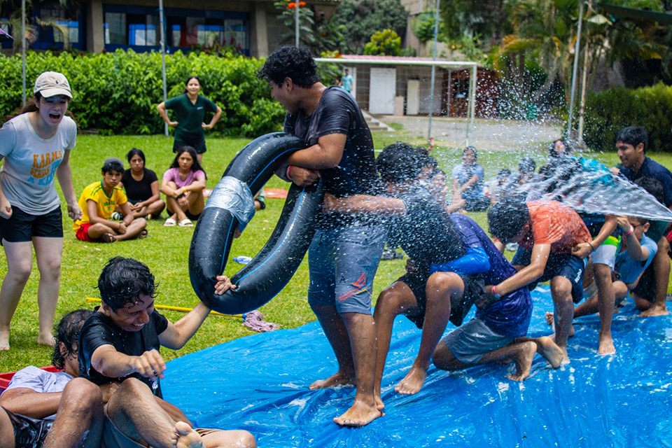 Adolescentes en la Red ADN